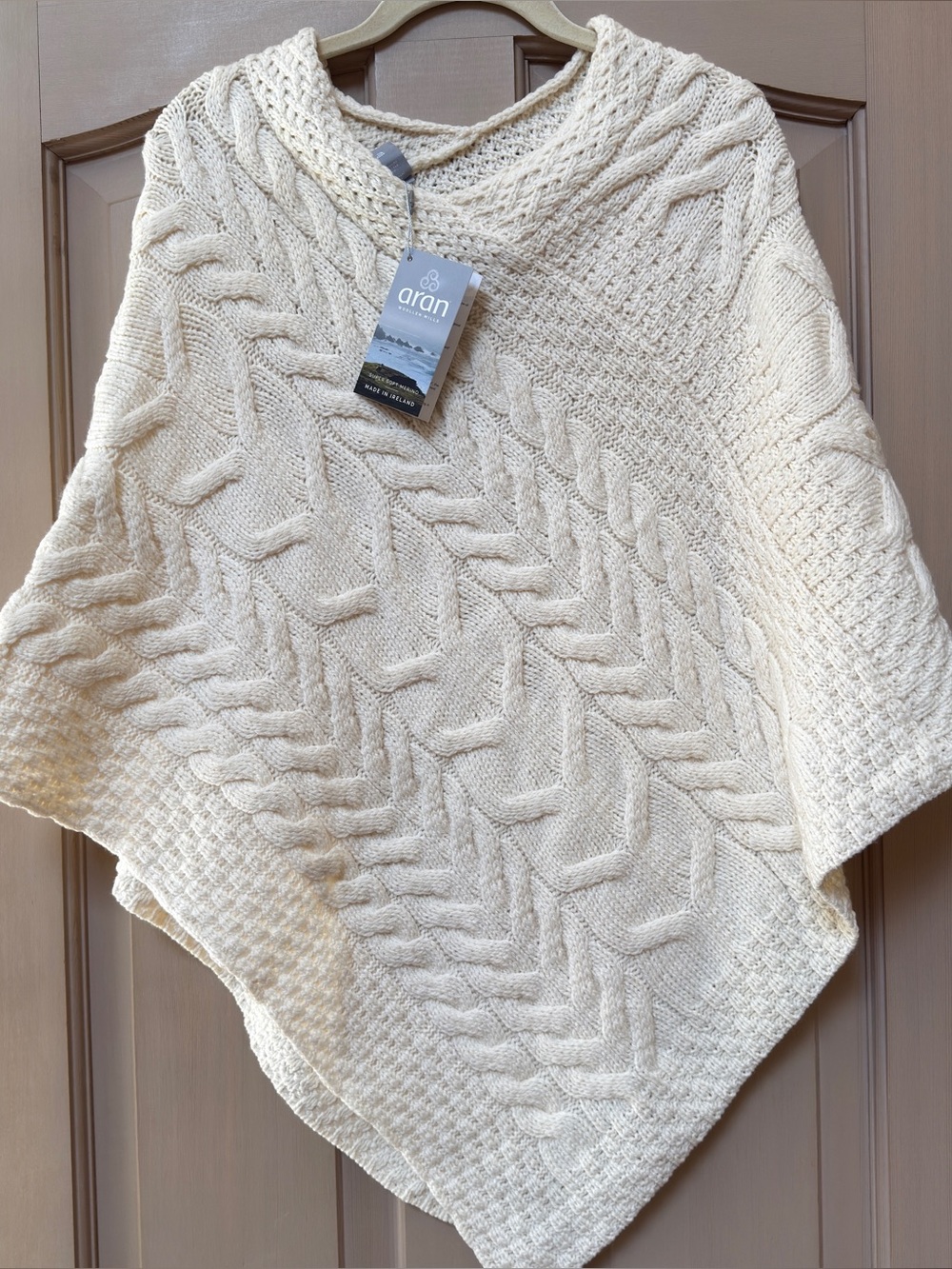 Aran Woollen Mills Cable-Knit Cream Women's Sweater Poncho